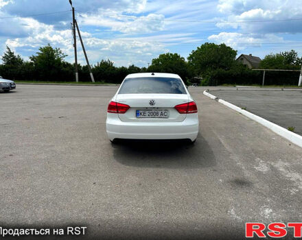Белый Фольксваген Пассат, объемом двигателя 1.8 л и пробегом 94 тыс. км за 13000 $, фото 5 на Automoto.ua