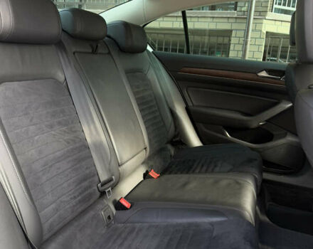 Белый Фольксваген Пассат, объемом двигателя 1.8 л и пробегом 126 тыс. км за 17000 $, фото 34 на Automoto.ua