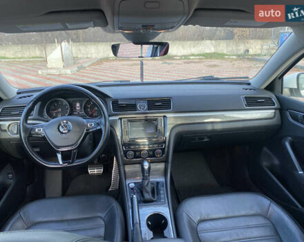 Белый Фольксваген Пассат, объемом двигателя 1.8 л и пробегом 171 тыс. км за 15100 $, фото 22 на Automoto.ua