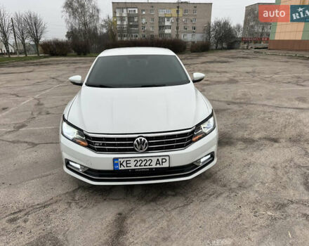 Белый Фольксваген Пассат, объемом двигателя 1.8 л и пробегом 193 тыс. км за 11500 $, фото 9 на Automoto.ua