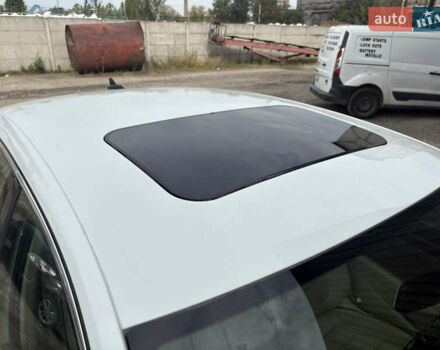 Белый Фольксваген Пассат, объемом двигателя 0 л и пробегом 247 тыс. км за 8300 $, фото 5 на Automoto.ua