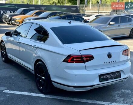 Білий Фольксваген Пассат, об'ємом двигуна 1.97 л та пробігом 174 тис. км за 21500 $, фото 10 на Automoto.ua