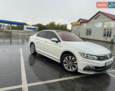 Белый Фольксваген Пассат, объемом двигателя 1.97 л и пробегом 206 тыс. км за 25000 $, фото 7 на Automoto.ua