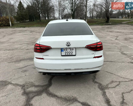 Белый Фольксваген Пассат, объемом двигателя 1.8 л и пробегом 193 тыс. км за 11500 $, фото 13 на Automoto.ua