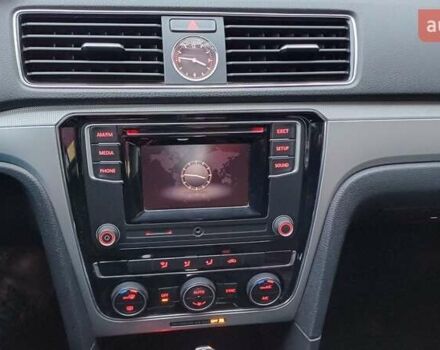 Белый Фольксваген Пассат, объемом двигателя 1.8 л и пробегом 148 тыс. км за 13300 $, фото 6 на Automoto.ua