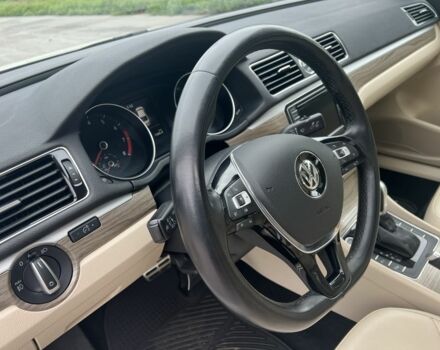 Белый Фольксваген Пассат, объемом двигателя 1.8 л и пробегом 86 тыс. км за 15600 $, фото 8 на Automoto.ua