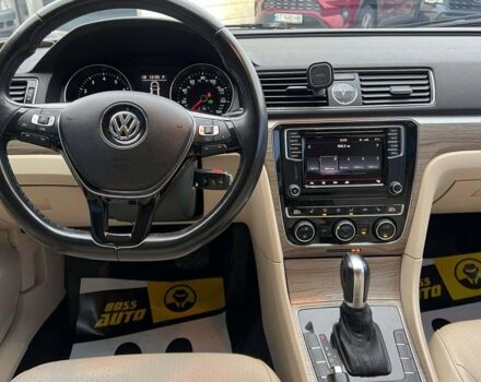 Білий Фольксваген Пассат, об'ємом двигуна 1.8 л та пробігом 119 тис. км за 14000 $, фото 10 на Automoto.ua