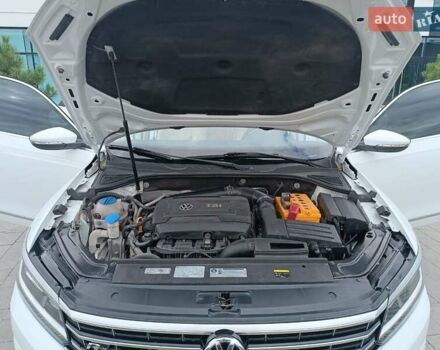 Белый Фольксваген Пассат, объемом двигателя 1.8 л и пробегом 161 тыс. км за 13499 $, фото 25 на Automoto.ua