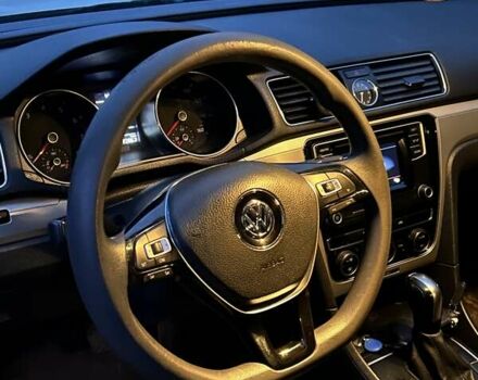 Белый Фольксваген Пассат, объемом двигателя 1.8 л и пробегом 249 тыс. км за 10200 $, фото 10 на Automoto.ua