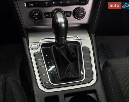 Белый Фольксваген Пассат, объемом двигателя 2 л и пробегом 230 тыс. км за 14900 $, фото 28 на Automoto.ua