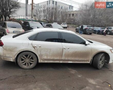 Белый Фольксваген Пассат, объемом двигателя 1.8 л и пробегом 182 тыс. км за 13500 $, фото 17 на Automoto.ua