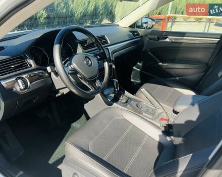 Белый Фольксваген Пассат, объемом двигателя 1.8 л и пробегом 113 тыс. км за 12000 $, фото 6 на Automoto.ua