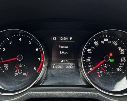 Білий Фольксваген Пассат, об'ємом двигуна 1.8 л та пробігом 119 тис. км за 14000 $, фото 12 на Automoto.ua