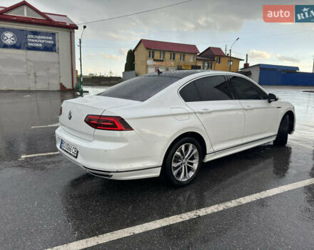 Белый Фольксваген Пассат, объемом двигателя 1.97 л и пробегом 206 тыс. км за 25000 $, фото 9 на Automoto.ua