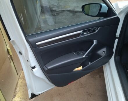 Белый Фольксваген Пассат, объемом двигателя 1.8 л и пробегом 168 тыс. км за 12700 $, фото 4 на Automoto.ua