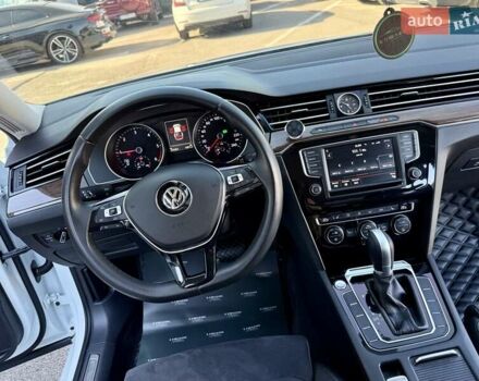 Білий Фольксваген Пассат, об'ємом двигуна 1.97 л та пробігом 174 тис. км за 21500 $, фото 37 на Automoto.ua