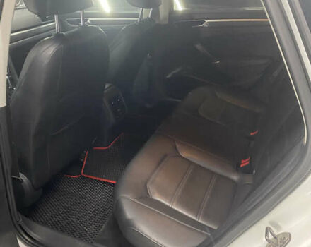 Белый Фольксваген Пассат, объемом двигателя 1.8 л и пробегом 207 тыс. км за 12500 $, фото 7 на Automoto.ua