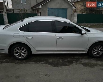 Белый Фольксваген Пассат, объемом двигателя 1.8 л и пробегом 249 тыс. км за 10200 $, фото 5 на Automoto.ua