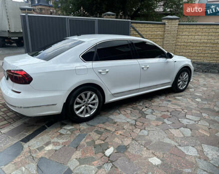 Белый Фольксваген Пассат, объемом двигателя 1.8 л и пробегом 36 тыс. км за 15500 $, фото 3 на Automoto.ua