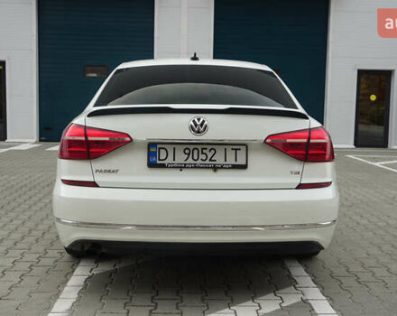 Білий Фольксваген Пассат, об'ємом двигуна 1.8 л та пробігом 204 тис. км за 12000 $, фото 4 на Automoto.ua