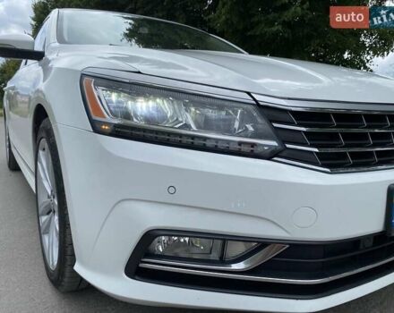 Білий Фольксваген Пассат, об'ємом двигуна 1.8 л та пробігом 118 тис. км за 15700 $, фото 23 на Automoto.ua