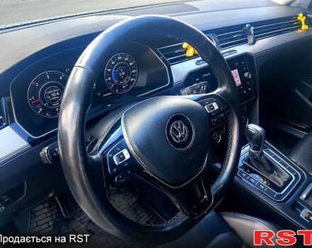 Белый Фольксваген Пассат, объемом двигателя 2 л и пробегом 301 тыс. км за 18500 $, фото 11 на Automoto.ua