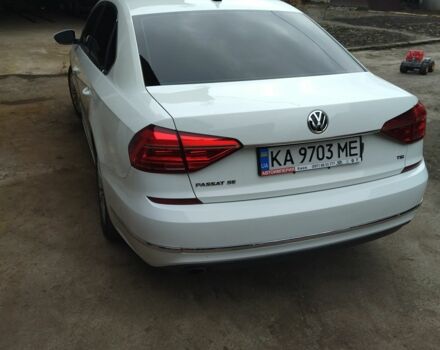 Белый Фольксваген Пассат, объемом двигателя 1.8 л и пробегом 168 тыс. км за 12700 $, фото 3 на Automoto.ua