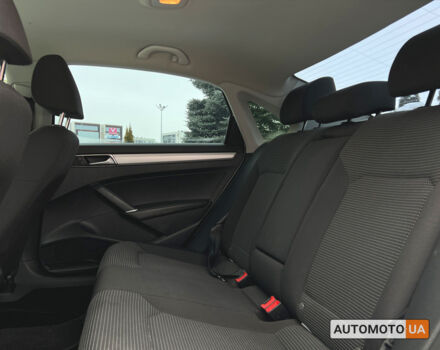 Белый Фольксваген Пассат, объемом двигателя 1.8 л и пробегом 118 тыс. км за 13700 $, фото 9 на Automoto.ua