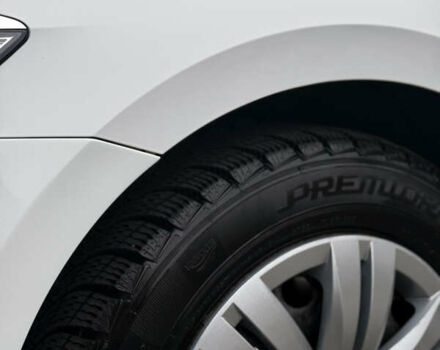 Белый Фольксваген Пассат, объемом двигателя 1.97 л и пробегом 260 тыс. км за 14500 $, фото 2 на Automoto.ua