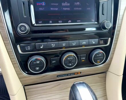 Белый Фольксваген Пассат, объемом двигателя 1.8 л и пробегом 76 тыс. км за 7500 $, фото 11 на Automoto.ua