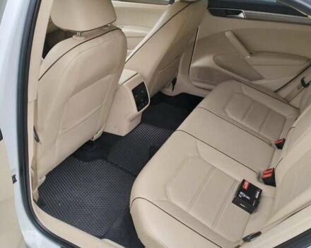 Білий Фольксваген Пассат, об'ємом двигуна 1.8 л та пробігом 101 тис. км за 13500 $, фото 46 на Automoto.ua