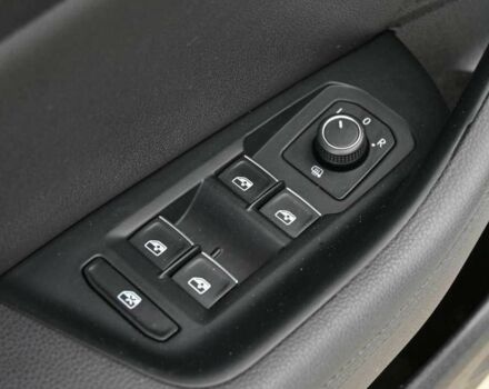 Белый Фольксваген Пассат, объемом двигателя 1.8 л и пробегом 200 тыс. км за 9800 $, фото 12 на Automoto.ua