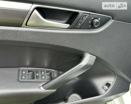 Белый Фольксваген Пассат, объемом двигателя 1.8 л и пробегом 216 тыс. км за 12699 $, фото 14 на Automoto.ua