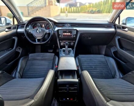 Белый Фольксваген Пассат, объемом двигателя 1.97 л и пробегом 307 тыс. км за 16999 $, фото 62 на Automoto.ua