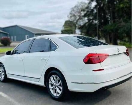 Білий Фольксваген Пассат, об'ємом двигуна 1.8 л та пробігом 90 тис. км за 8000 $, фото 9 на Automoto.ua