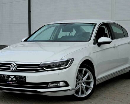 Белый Фольксваген Пассат, объемом двигателя 1.8 л и пробегом 200 тыс. км за 9800 $, фото 2 на Automoto.ua