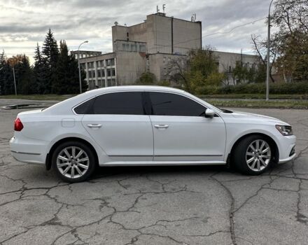 Белый Фольксваген Пассат, объемом двигателя 1.8 л и пробегом 260 тыс. км за 10000 $, фото 3 на Automoto.ua