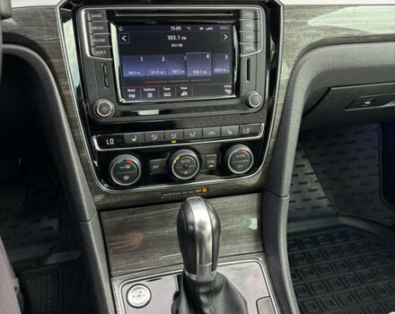 Белый Фольксваген Пассат, объемом двигателя 1.8 л и пробегом 174 тыс. км за 17300 $, фото 16 на Automoto.ua