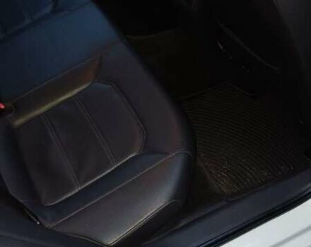 Белый Фольксваген Пассат, объемом двигателя 1.8 л и пробегом 148 тыс. км за 13300 $, фото 10 на Automoto.ua