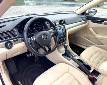 Белый Фольксваген Пассат, объемом двигателя 1.8 л и пробегом 76 тыс. км за 7500 $, фото 8 на Automoto.ua