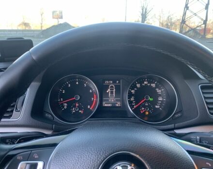 Белый Фольксваген Пассат, объемом двигателя 1.8 л и пробегом 140 тыс. км за 12700 $, фото 5 на Automoto.ua