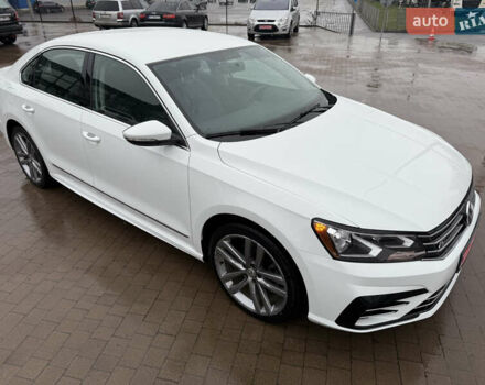 Белый Фольксваген Пассат, объемом двигателя 1.8 л и пробегом 147 тыс. км за 12399 $, фото 10 на Automoto.ua