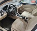 Белый Фольксваген Пассат, объемом двигателя 1.8 л и пробегом 340 тыс. км за 12700 $, фото 11 на Automoto.ua