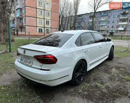 Белый Фольксваген Пассат, объемом двигателя 1.8 л и пробегом 139 тыс. км за 13500 $, фото 5 на Automoto.ua