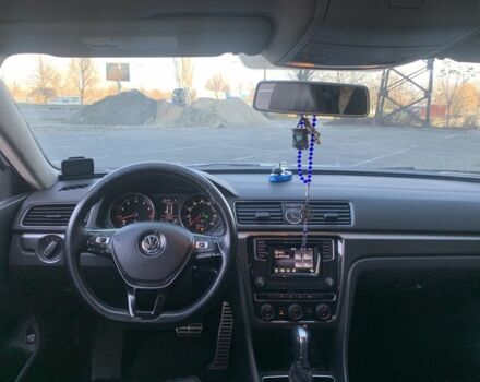 Белый Фольксваген Пассат, объемом двигателя 1.8 л и пробегом 140 тыс. км за 12700 $, фото 7 на Automoto.ua