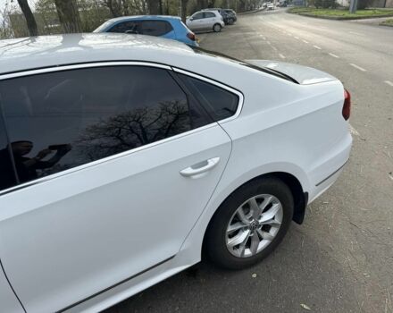 Белый Фольксваген Пассат, объемом двигателя 1.8 л и пробегом 107 тыс. км за 286 $, фото 5 на Automoto.ua