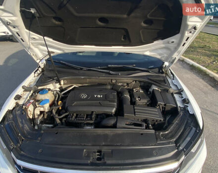 Білий Фольксваген Пассат, об'ємом двигуна 1.8 л та пробігом 240 тис. км за 10200 $, фото 12 на Automoto.ua