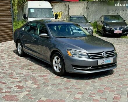 Белый Фольксваген Пассат, объемом двигателя 2 л и пробегом 125 тыс. км за 9500 $, фото 4 на Automoto.ua
