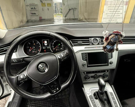 Белый Фольксваген Пассат, объемом двигателя 1.97 л и пробегом 260 тыс. км за 14500 $, фото 7 на Automoto.ua