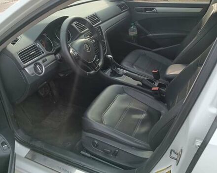 Белый Фольксваген Пассат, объемом двигателя 1.78 л и пробегом 175 тыс. км за 11800 $, фото 1 на Automoto.ua